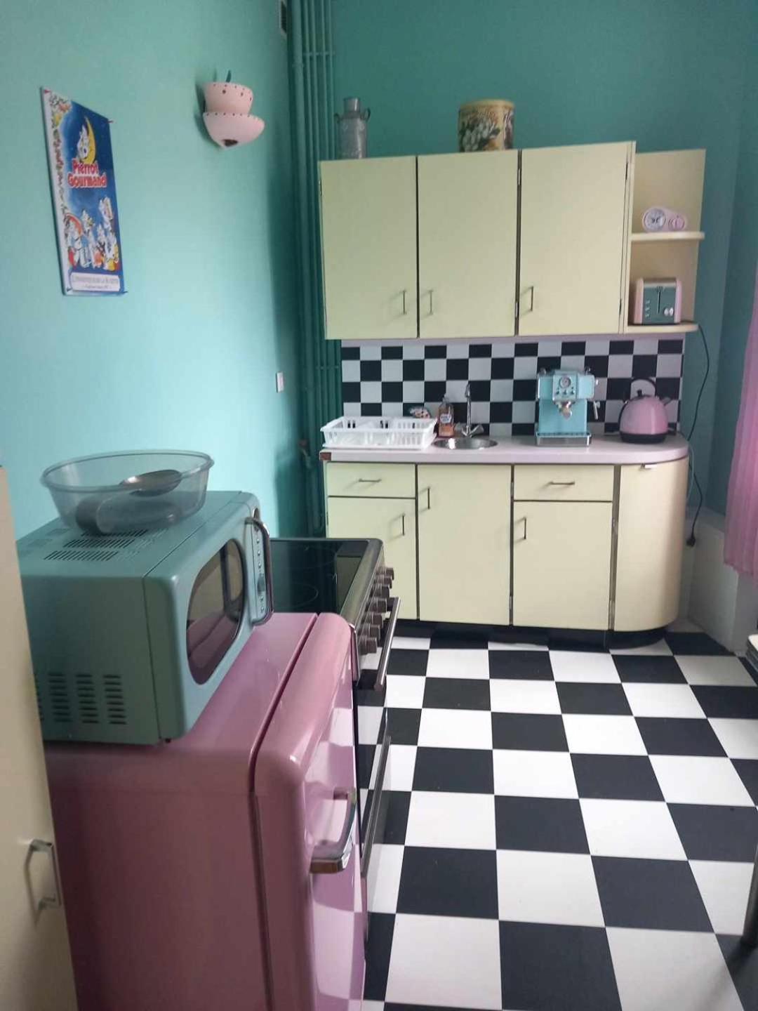 Apartament Vintage ,La Capsule Temporelle Wifi Draps Parking Publique Gratuit Thiers Zewnętrze zdjęcie
